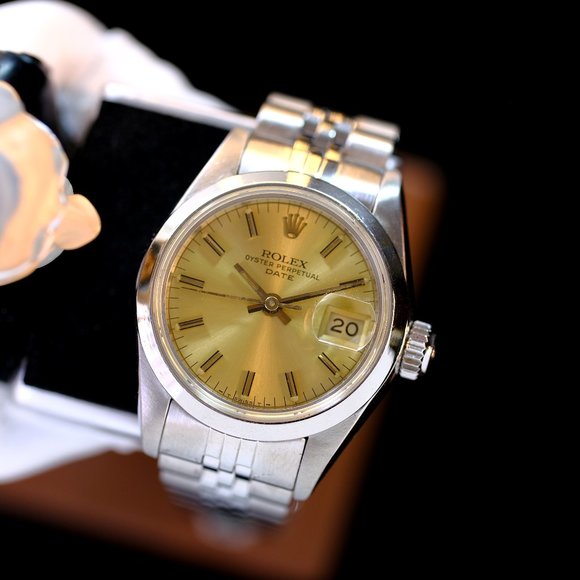 Rolex Datejust Champagne Dial With Certificate - Picture 5 of 7